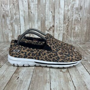 Skechers memory foam‎ go walk cheetah Womens 9.5
